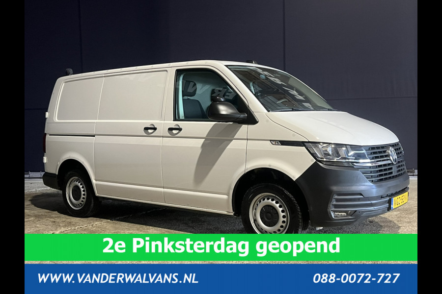 Volkswagen Transporter 2.0 TDI 111pk L1H1 Euro6 RIJKLAAR Airco | Camera | Apple Carplay | Android Auto | Cruisecontrol Trekhaak, Parkeersensoren