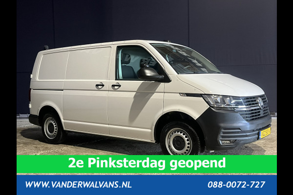 Volkswagen Transporter 2.0 TDI 111pk L1H1 Euro6 RIJKLAAR Airco | Camera | Apple Carplay | Android Auto | Cruisecontrol Trekhaak, Parkeersensoren