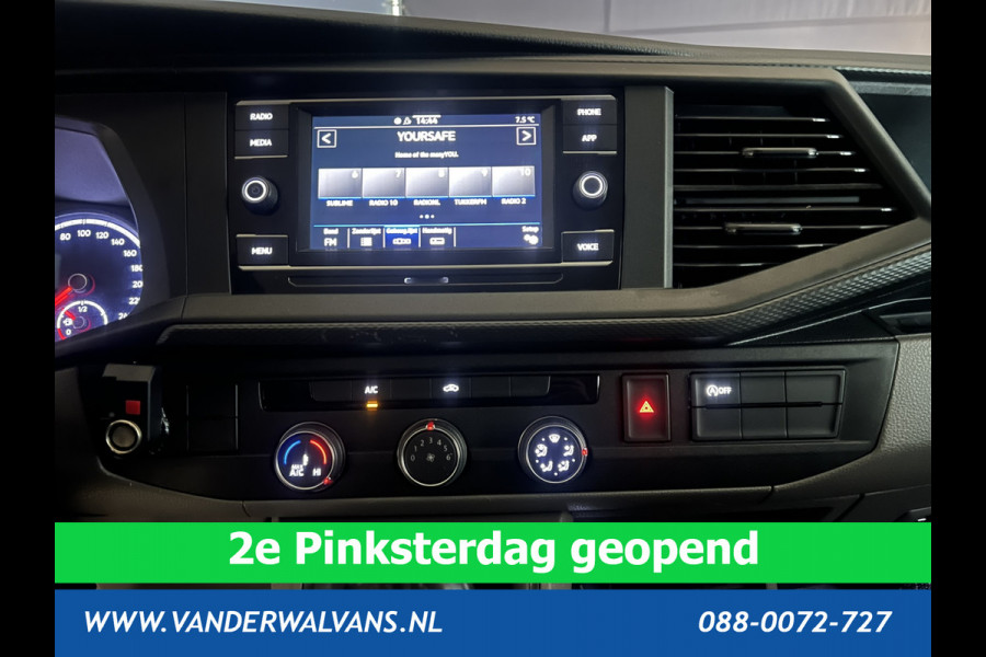Volkswagen Transporter 2.0 TDI 111pk L1H1 Euro6 RIJKLAAR Airco | Camera | Apple Carplay | Android Auto | Cruisecontrol Trekhaak, Parkeersensoren