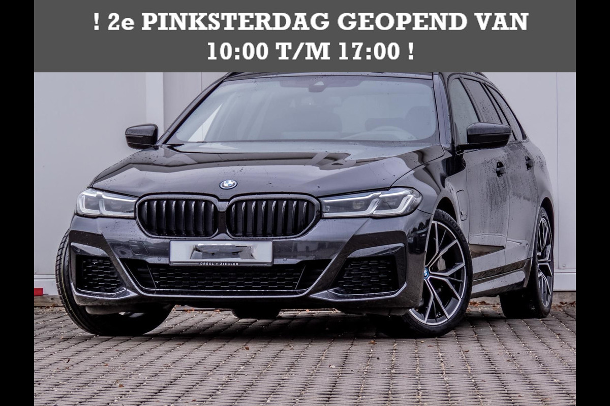 BMW 5 Serie Touring 530e M-SPORT ** LASER, LEDER, PANORAMA, TREKH, SOPHISTO GRAU ** € 37.000,= onder NP - Ex BMW-AG ** ! 2DE PINKSTERDAG GEOPEND VAN 10:00 UUR T/M 17:00 UUR BMW 5 Serie Touring 530e M-SPORT ** LASER, LEDER, PANORAMA, TREKH, SOPHISTO GRAU ** € 37.000,= onder NP - Ex BMW-AG ** ! 2DE PINKSTERDAG GEOPEND VAN 10:00 UUR T/M 17:00 UUR