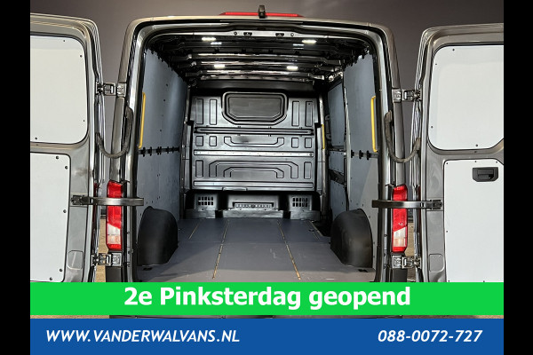 Volkswagen Crafter 2.0 TDI 177 pk L3H2 L2H1 Euro6 Airco | Camera | Navigatie | Apple Carplay | Android Auto 3000kg trekhaak, Bijrijdersbank