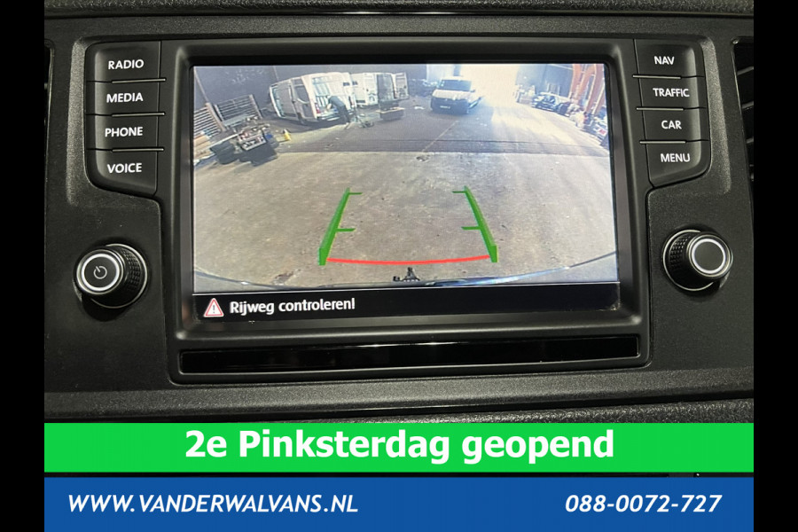 Volkswagen Crafter 2.0 TDI 177 pk L3H2 L2H1 Euro6 Airco | Camera | Navigatie | Apple Carplay | Android Auto 3000kg trekhaak, Bijrijdersbank