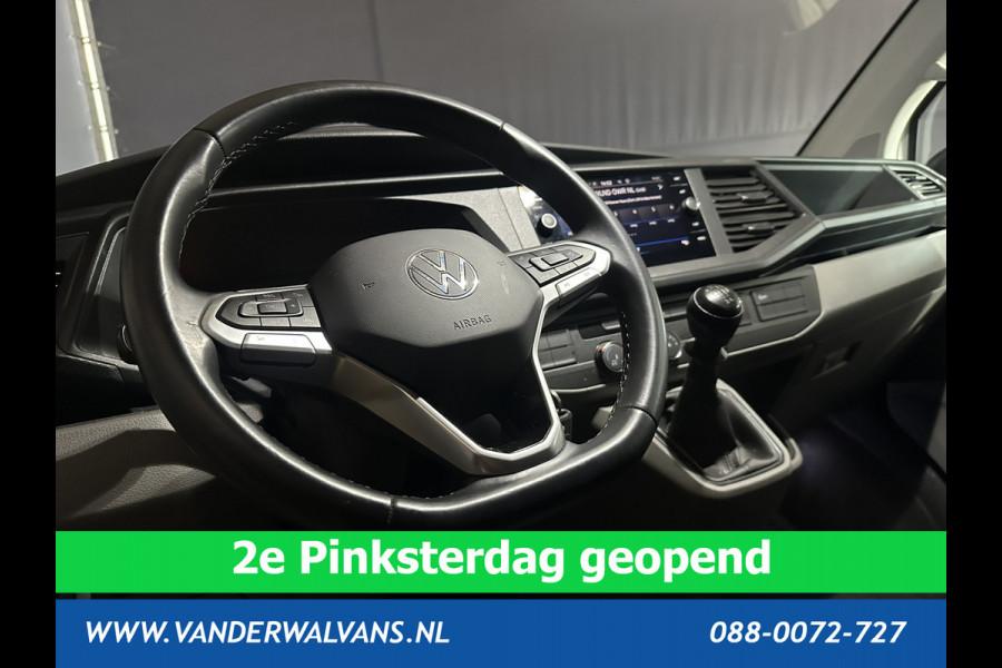 Volkswagen Transporter 2.0 TDI L2H1 Euro6 RIJKLAAR Airco | Navigatie | Apple Carplay | Android Auto | Trekhaak Cruisecontrol, Parkeersensoren