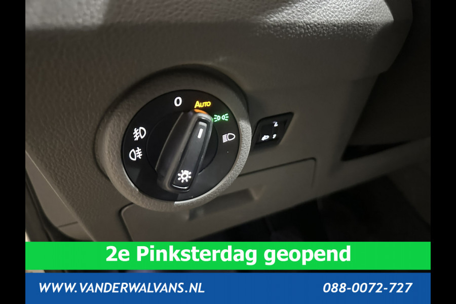 Volkswagen Transporter 2.0 TDI L2H1 Euro6 RIJKLAAR Airco | Navigatie | Apple Carplay | Android Auto | Trekhaak Cruisecontrol, Parkeersensoren