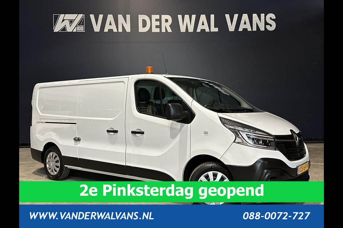 Renault Trafic 2.0 dCi 120pk L2H1 inrichting Euro6 Airco | Navigatie | LED | Camera | Cruisecontrol | Trekhaak Parkeersensoren, Bijrijdersbank Renault Trafic 2.0 dCi 120pk L2H1 inrichting Euro6 Airco | Navigatie | LED | Camera | Cruisecontrol | Trekhaak Parkeersensoren, Bijrijdersbank