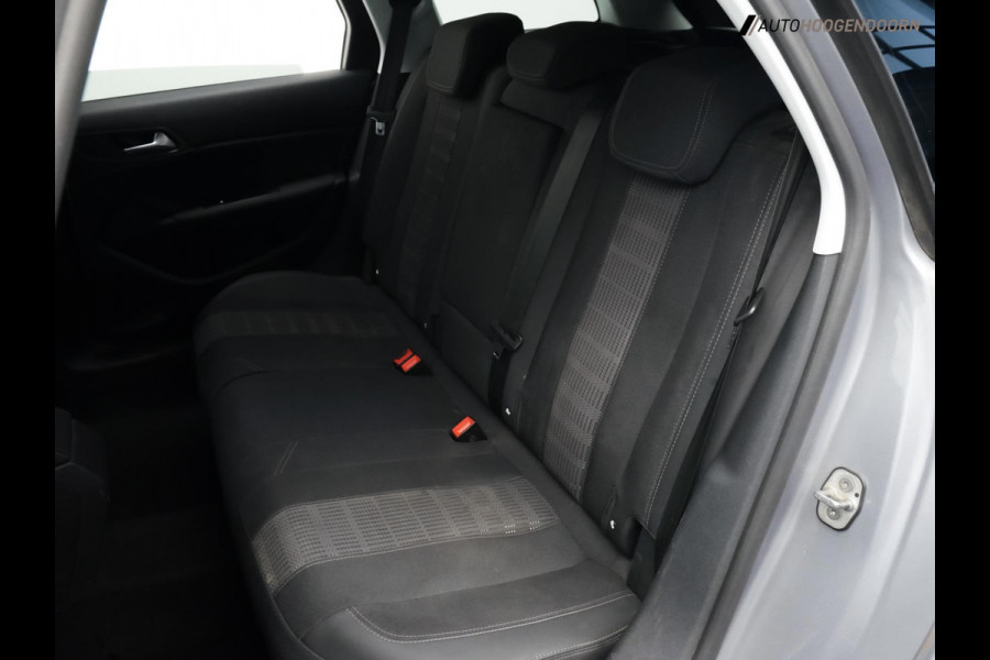 Peugeot 308 SW 1.2 PureTech Allure (AUTOMAAT,APPLE CARPLAY,LED,CAMERA,CLIMATE,CRUISE,KEYLESS,SPORTSTOELEN,LM-VELGEN,TOPCONDITIE)