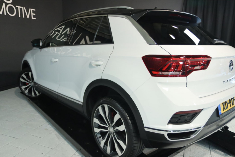 Volkswagen T-Roc 1.5 TSI Sport / VIRTUAL / DODEHOEK / ACC / CARPLAY