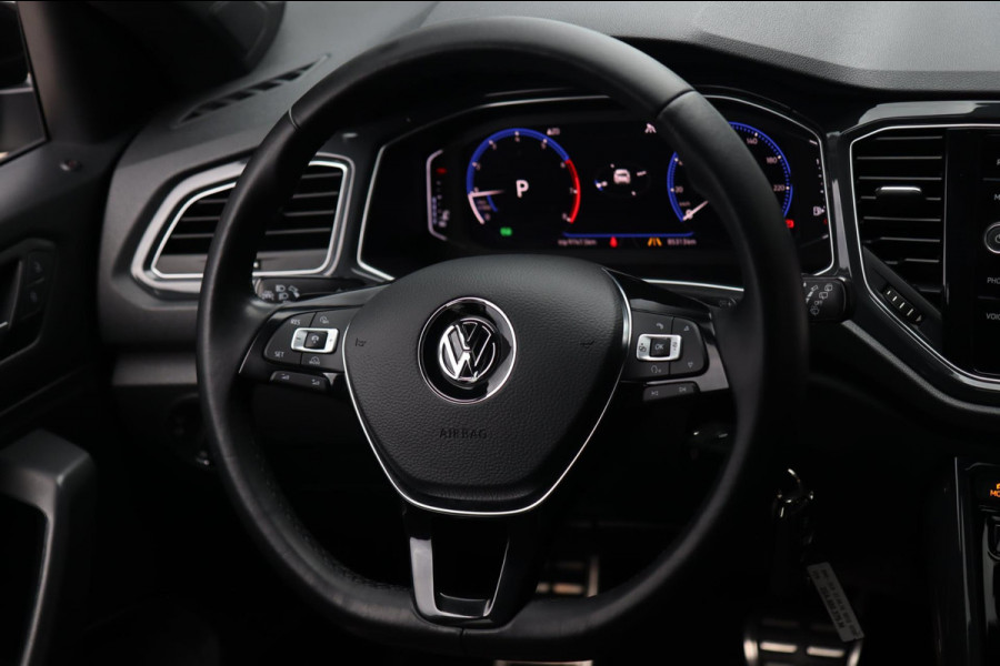 Volkswagen T-Roc 1.5 TSI Sport / VIRTUAL / DODEHOEK / ACC / CARPLAY