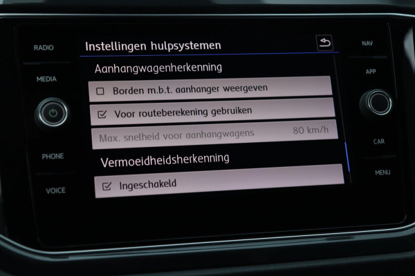 Volkswagen T-Roc 1.5 TSI Sport / VIRTUAL / DODEHOEK / ACC / CARPLAY