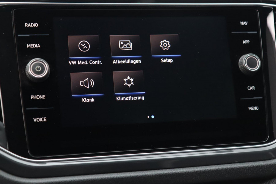 Volkswagen T-Roc 1.5 TSI Sport / VIRTUAL / DODEHOEK / ACC / CARPLAY