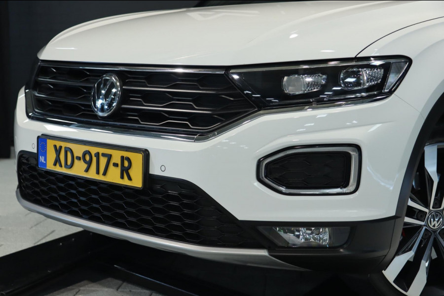Volkswagen T-Roc 1.5 TSI Sport / VIRTUAL / DODEHOEK / ACC / CARPLAY