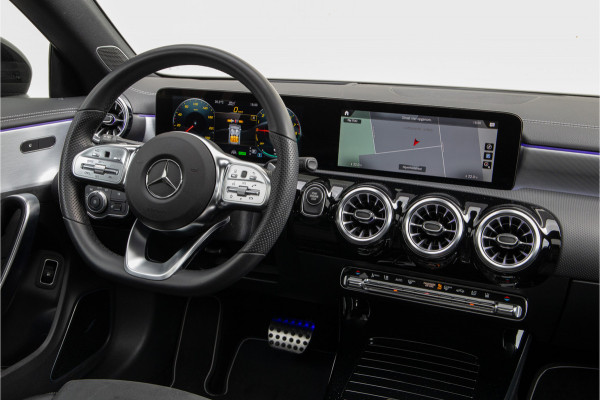 Mercedes-Benz CLA-Klasse 250 e AMG Premium, Burmester, Pano, Head-Up, Distronic, Widescreen 2021