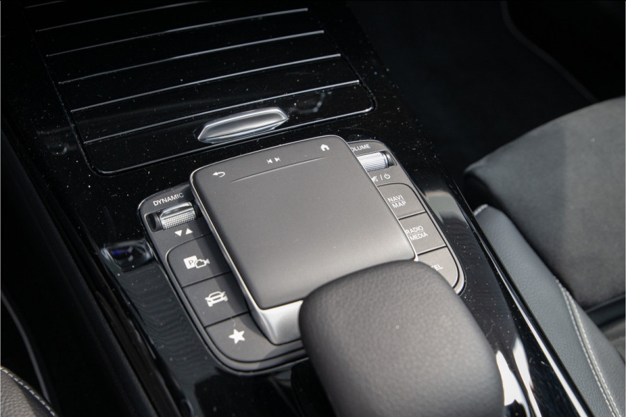 Mercedes-Benz CLA-Klasse 250 e AMG Premium, Burmester, Pano, Head-Up, Distronic, Widescreen 2021