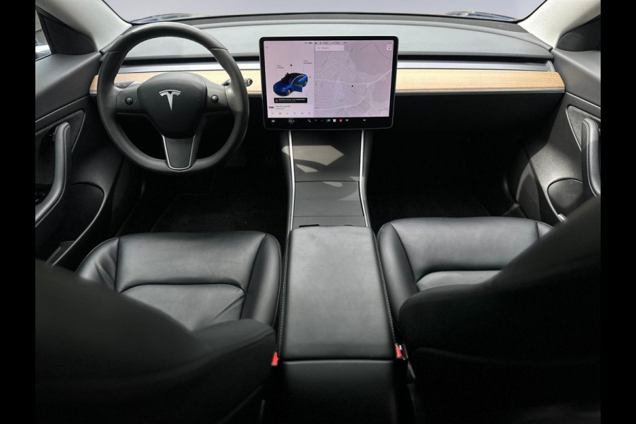 Tesla Model 3 Standard RWD Plus 60 kWh, 20 inch lmv, extra getint glas, panoramadak, leder 1e eigenaar, NL auto met nap