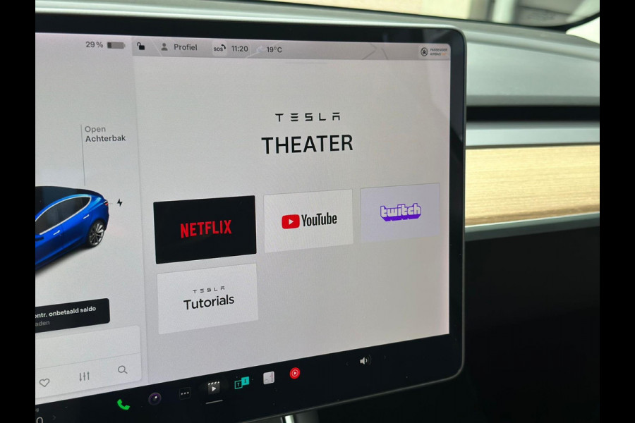 Tesla Model 3 Standard RWD Plus 60 kWh, 20 inch lmv, extra getint glas, panoramadak, leder 1e eigenaar, NL auto met nap