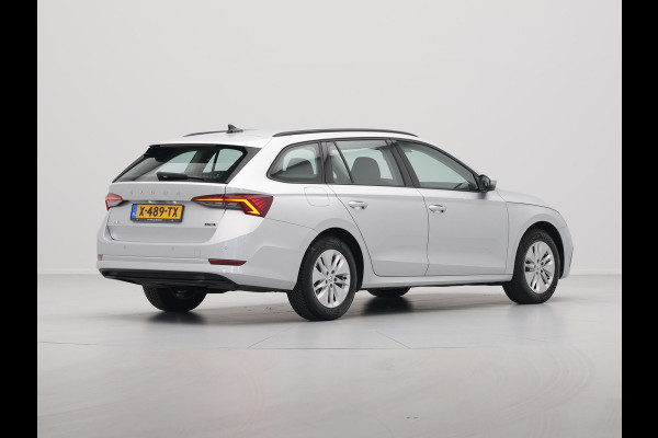 Škoda Octavia Combi 1.0 e-TSI 110pk DSG Business Edition Navigatie Pdc Cruise Lm Velgen 324