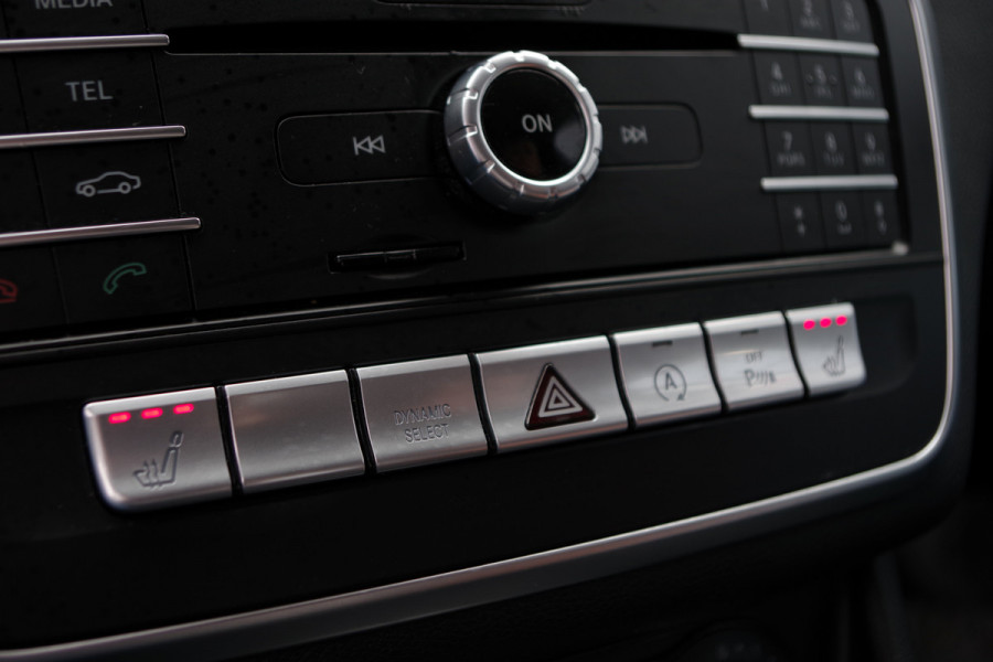 Mercedes-Benz CLA-Klasse Shooting Brake 180 Business Solution AMG Night Pakket, LED, Leder, Navigatie