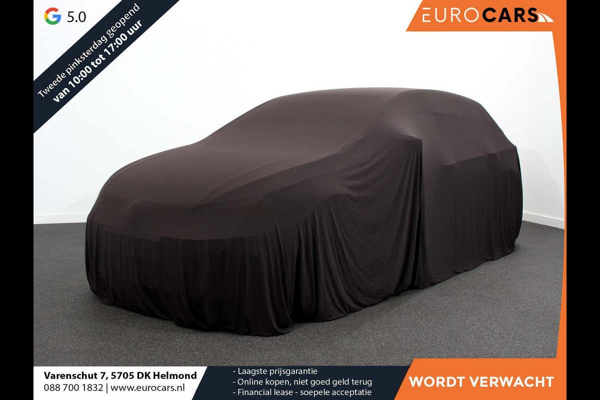 Volkswagen T-Roc 1.5 TSI 150pk DSG R-Line | Camera | Navigatie /Apple Carplay/Android Auto | Climate Control | Electrische kofferbak | Led | Dab | Adaptive Cruise Control Volkswagen T-Roc 1.5 TSI 150pk DSG R-Line | Camera | Navigatie /Apple Carplay/Android Auto | Climate Control | Electrische kofferbak | Led | Dab | Adaptive Cruise Control