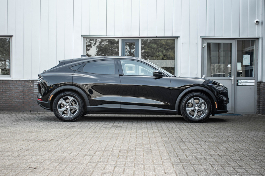 Ford Mustang Mach-E RWD 75 kWh