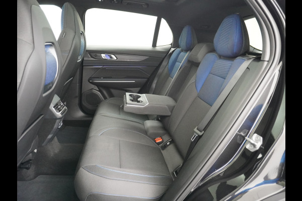 Lynk & Co 01 PHEV AUT-7 261pk Pano-Schuif-K-dak 20" 360°Camera Apple Carplay Android Auto Adaptive-Cr NaviPdc-a+v Ecc Keyless Led M-BuxPlug-I Elek.Memory.Stoel File assistent Dodehoek detector Elektrisch bedienbare achterklep Rijstrooksensor Wifi Verkeersbord detectie 425Nm koppel 3,6kw laadvermogen €44.882 Nieuwprijs 1e Eigenaar Origineel NLse auto!