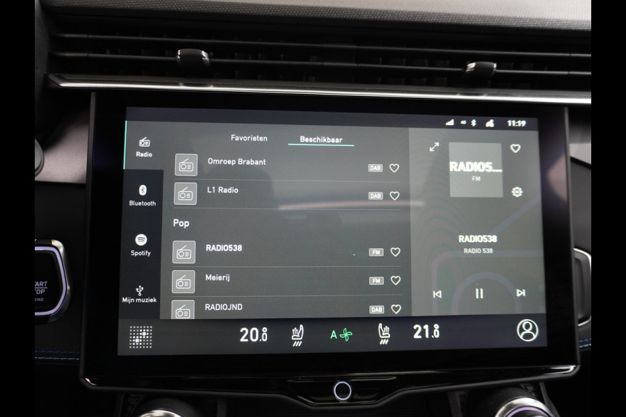Lynk & Co 01 PHEV AUT-7 261pk Pano-Schuif-K-dak 20" 360°Camera Apple Carplay Android Auto Adaptive-Cr NaviPdc-a+v Ecc Keyless Led M-BuxPlug-I Elek.Memory.Stoel File assistent Dodehoek detector Elektrisch bedienbare achterklep Rijstrooksensor Wifi Verkeersbord detectie 425Nm koppel 3,6kw laadvermogen €44.882 Nieuwprijs 1e Eigenaar Origineel NLse auto!