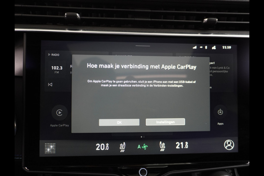 Lynk & Co 01 PHEV AUT-7 261pk Pano-Schuif-K-dak 20" 360°Camera Apple Carplay Android Auto Adaptive-Cr NaviPdc-a+v Ecc Keyless Led M-BuxPlug-I Elek.Memory.Stoel File assistent Dodehoek detector Elektrisch bedienbare achterklep Rijstrooksensor Wifi Verkeersbord detectie 425Nm koppel 3,6kw laadvermogen €44.882 Nieuwprijs 1e Eigenaar Origineel NLse auto!