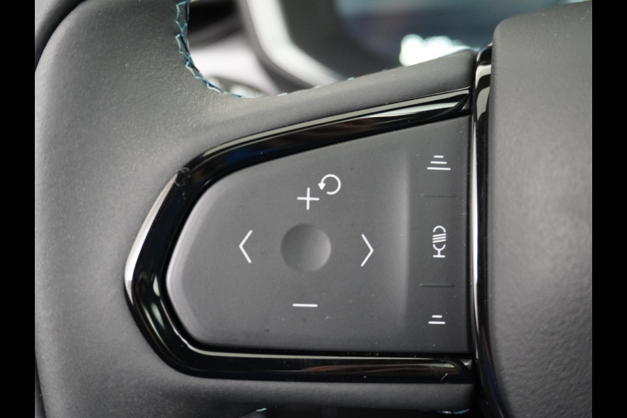 Lynk & Co 01 PHEV AUT-7 261pk Pano-Schuif-K-dak 20" 360°Camera Apple Carplay Android Auto Adaptive-Cr NaviPdc-a+v Ecc Keyless Led M-BuxPlug-I Elek.Memory.Stoel File assistent Dodehoek detector Elektrisch bedienbare achterklep Rijstrooksensor Wifi Verkeersbord detectie 425Nm koppel 3,6kw laadvermogen €44.882 Nieuwprijs 1e Eigenaar Origineel NLse auto!
