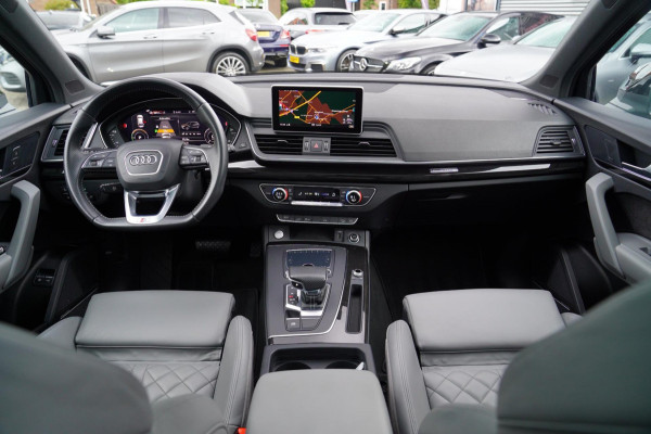 Audi Q5 50 TFSI e quattro S edition | Panorama | RS zetels | Climatronic | Audi Drive Select | LED | Black Edition | RS stuur |
