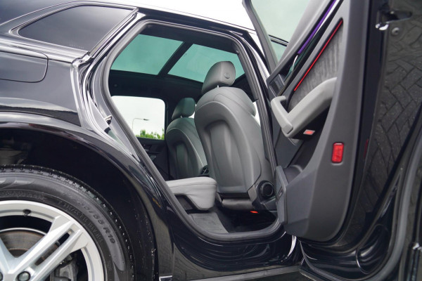Audi Q5 50 TFSI e quattro S edition | Panorama | RS zetels | Climatronic | Audi Drive Select | LED | Black Edition | RS stuur |