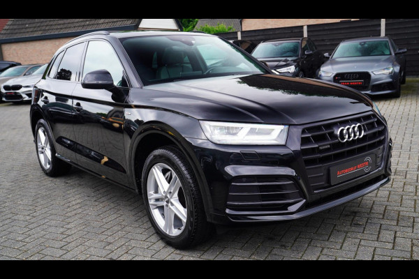 Audi Q5 50 TFSI e quattro S edition | Panorama | RS zetels | Climatronic | Audi Drive Select | LED | Black Edition | RS stuur |