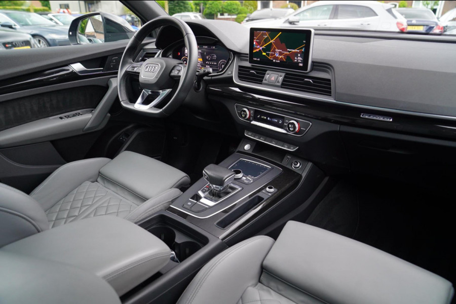 Audi Q5 50 TFSI e quattro S edition | Panorama | RS zetels | Climatronic | Audi Drive Select | LED | Black Edition | RS stuur |