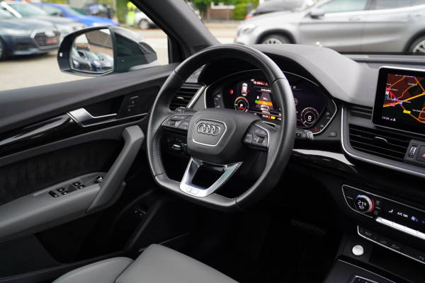 Audi Q5 50 TFSI e quattro S edition | Panorama | RS zetels | Climatronic | Audi Drive Select | LED | Black Edition | RS stuur |
