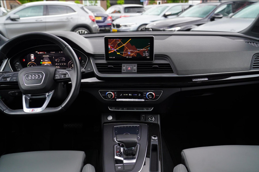 Audi Q5 50 TFSI e quattro S edition | Panorama | RS zetels | Climatronic | Audi Drive Select | LED | Black Edition | RS stuur |