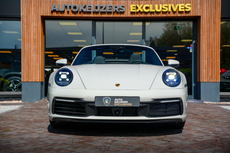 Porsche 911 Cabrio 3.0 Carrera Sportuitlaat Stoelverw. Camera LED 21''LM Krijt Grijs