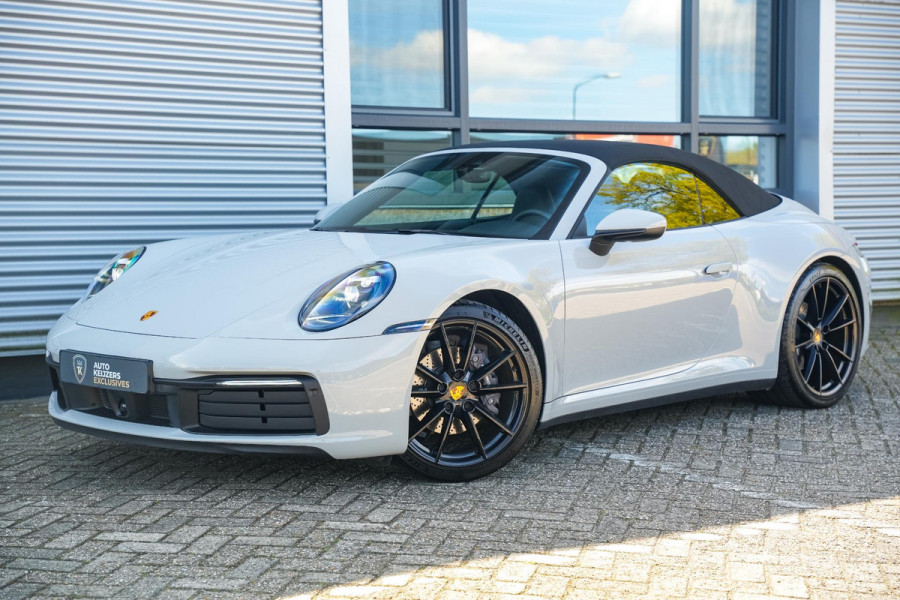 Porsche 911 Cabrio 3.0 Carrera Sportuitlaat Stoelverw. Camera LED 21''LM Krijt Grijs