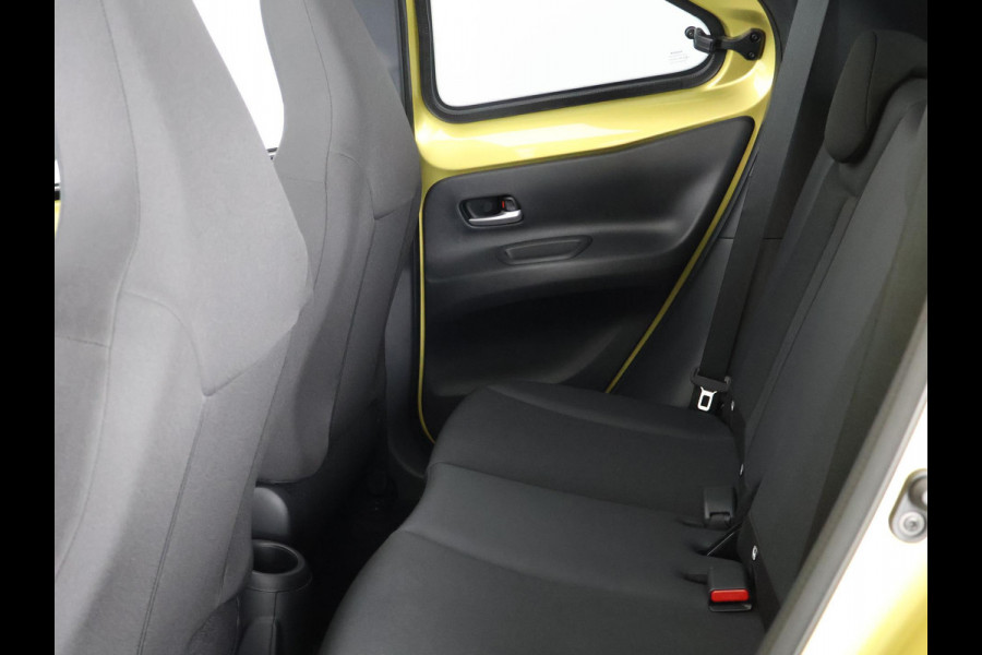 Toyota Aygo X 1.0 VVT-i S-AUTOMAAT PREMIUM CABRIOLET LEDER.NAVI.PDC.KEYLESS ETC ETC. GARANTIE TOT 5-2033