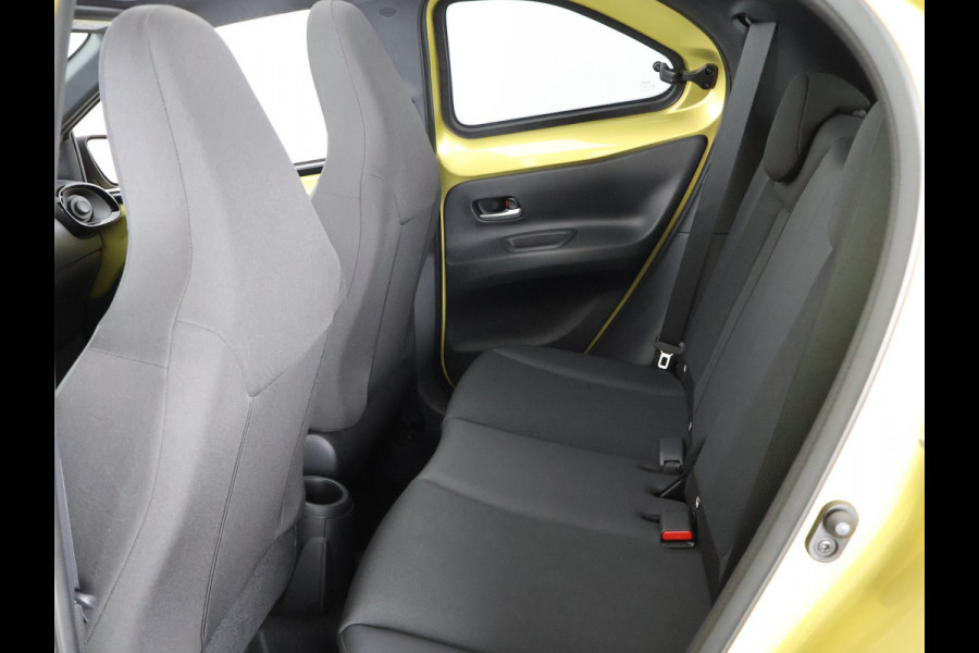 Toyota Aygo X 1.0 VVT-i S-AUTOMAAT PREMIUM CABRIOLET LEDER.NAVI.PDC.KEYLESS ETC ETC. GARANTIE TOT 5-2033