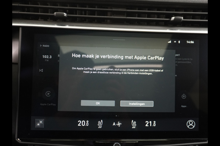 Lynk & Co 01 PHEV AUT-7 261pk Pano-Schuif-K-dak 20" 360°Camera Apple Carplay Android Auto Adaptive-Cr NaviPdc-a+v Ecc Keyless Led M-BuxPlug-I Elek.Memory.Stoel File assistent Dodehoek detector Elektrisch bedienbare achterklep Rijstrooksensor Wifi Verkeersbord detectie 425Nm koppel 3,6kw laadvermogen