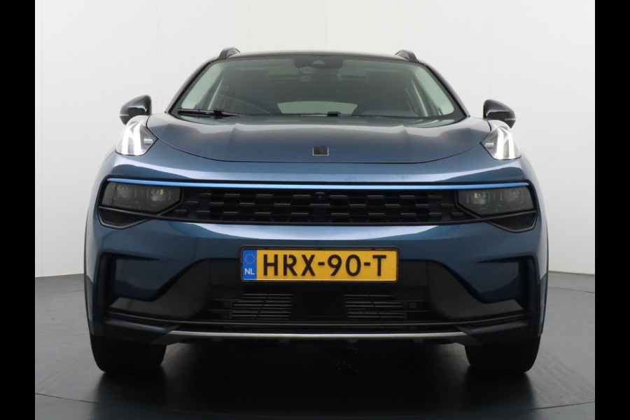 Lynk & Co 01 PHEV AUT-7 261pk Pano-Schuif-K-dak 20" 360°Camera Apple Carplay Android Auto Adaptive-Cr NaviPdc-a+v Ecc Keyless Led M-BuxPlug-I Elek.Memory.Stoel File assistent Dodehoek detector Elektrisch bedienbare achterklep Rijstrooksensor Wifi Verkeersbord detectie 425Nm koppel 3,6kw laadvermogen