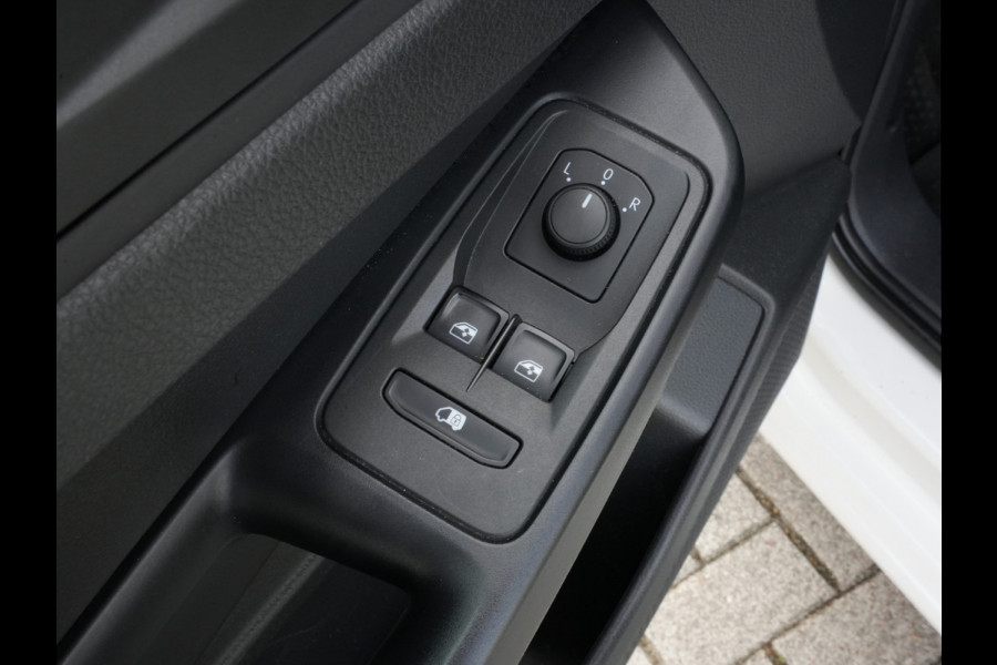 Volkswagen Caddy Cargo 1.5 TSI | Trekhaak | DAB | Bluetooth | Parkeersensor Achter