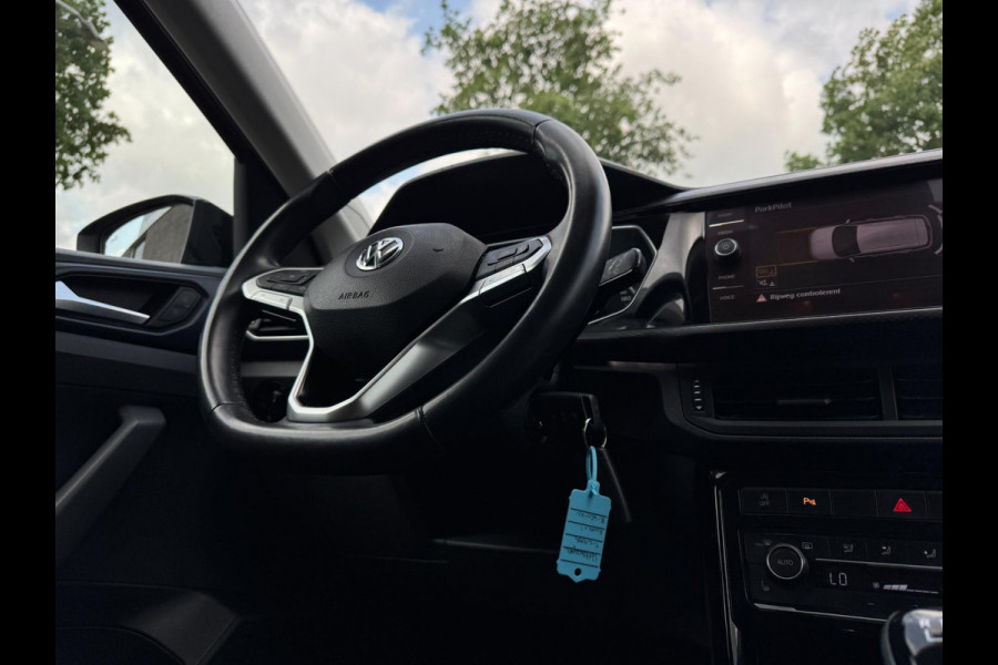 Volkswagen T-Cross 1.0 TSI Life Business United STOELVERW. / ACC / 4-SEIZ. BAND / ECC / CARPLAY / WEINIG KM'S