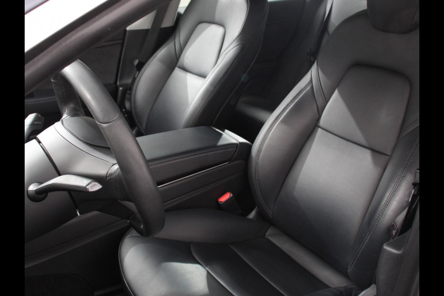 Tesla Model 3 Standard RWD Plus 60 kWh | Leder | Navigatie | PDC VA | Camera | 19" LM Velgen