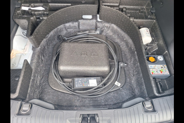 Ford Kuga 2.5 PHEV Titanium 165 kW / 225 pk | Lage Km-stand | Navi | Dual Climate Control | Camera | All Season Banden | (occasion)