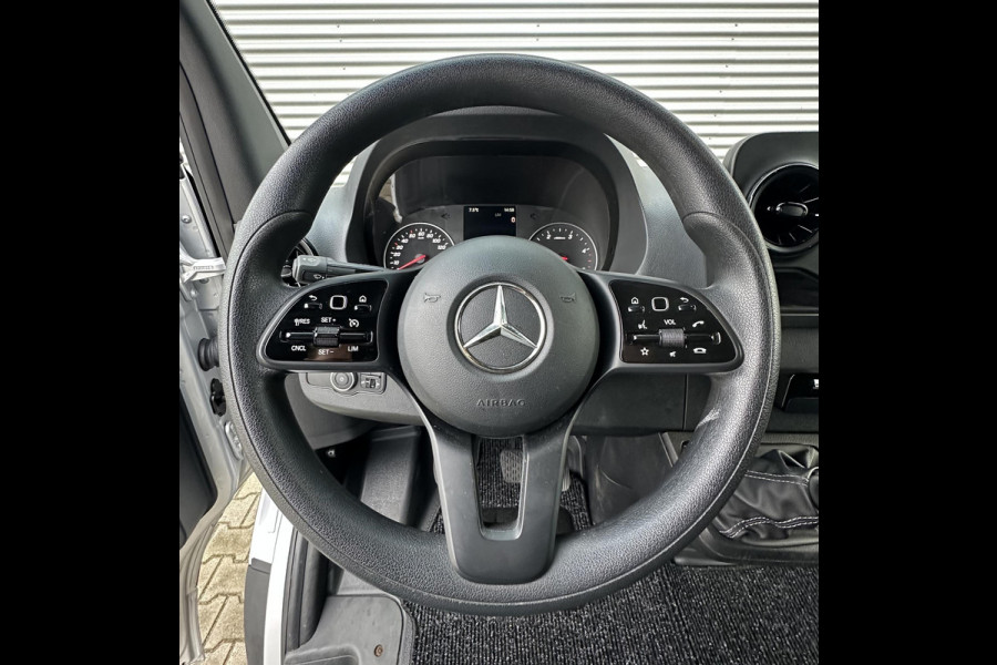 Mercedes-Benz Sprinter 317 CDI L2H2 RWD Zilver Grijs