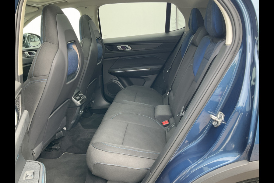 Lynk & Co 01 1.5 PHEV Pano Cam incl BTW Carplay Stoelverw Sfeerverl Vol opties!