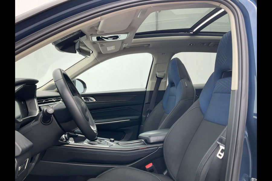 Lynk & Co 01 1.5 PHEV Pano Cam incl BTW Carplay Stoelverw Sfeerverl Vol opties!
