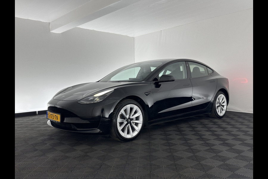 Tesla Model 3 Standard RWD Plus 60 kWh (INCL-BTW) Aut. *PANO | AUTO-PILOT | FULL-LEATHER | KEYLESS | FULL-LED | MEMORY-PACK | SURROUND-VIEW | DAB | CARPLAY | DIGI-COCKPIT | LANE-ASSIST | COMFORT-SEATS | 19"ALU*