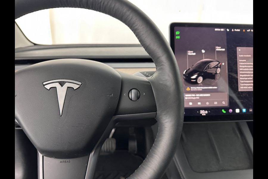 Tesla Model 3 Standard RWD Plus 60 kWh (INCL-BTW) Aut. *PANO | AUTO-PILOT | FULL-LEATHER | KEYLESS | FULL-LED | MEMORY-PACK | SURROUND-VIEW | DAB | CARPLAY | DIGI-COCKPIT | LANE-ASSIST | COMFORT-SEATS | 19"ALU*