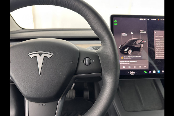 Tesla Model 3 Standard RWD Plus 60 kWh (INCL-BTW) Aut. *PANO | AUTO-PILOT | FULL-LEATHER | KEYLESS | FULL-LED | MEMORY-PACK | SURROUND-VIEW | DAB | CARPLAY | DIGI-COCKPIT | LANE-ASSIST | COMFORT-SEATS | 19"ALU*