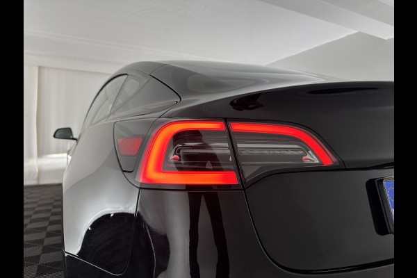 Tesla Model 3 Standard RWD Plus 60 kWh (INCL-BTW) Aut. *PANO | AUTO-PILOT | FULL-LEATHER | KEYLESS | FULL-LED | MEMORY-PACK | SURROUND-VIEW | DAB | CARPLAY | DIGI-COCKPIT | LANE-ASSIST | COMFORT-SEATS | 19"ALU*